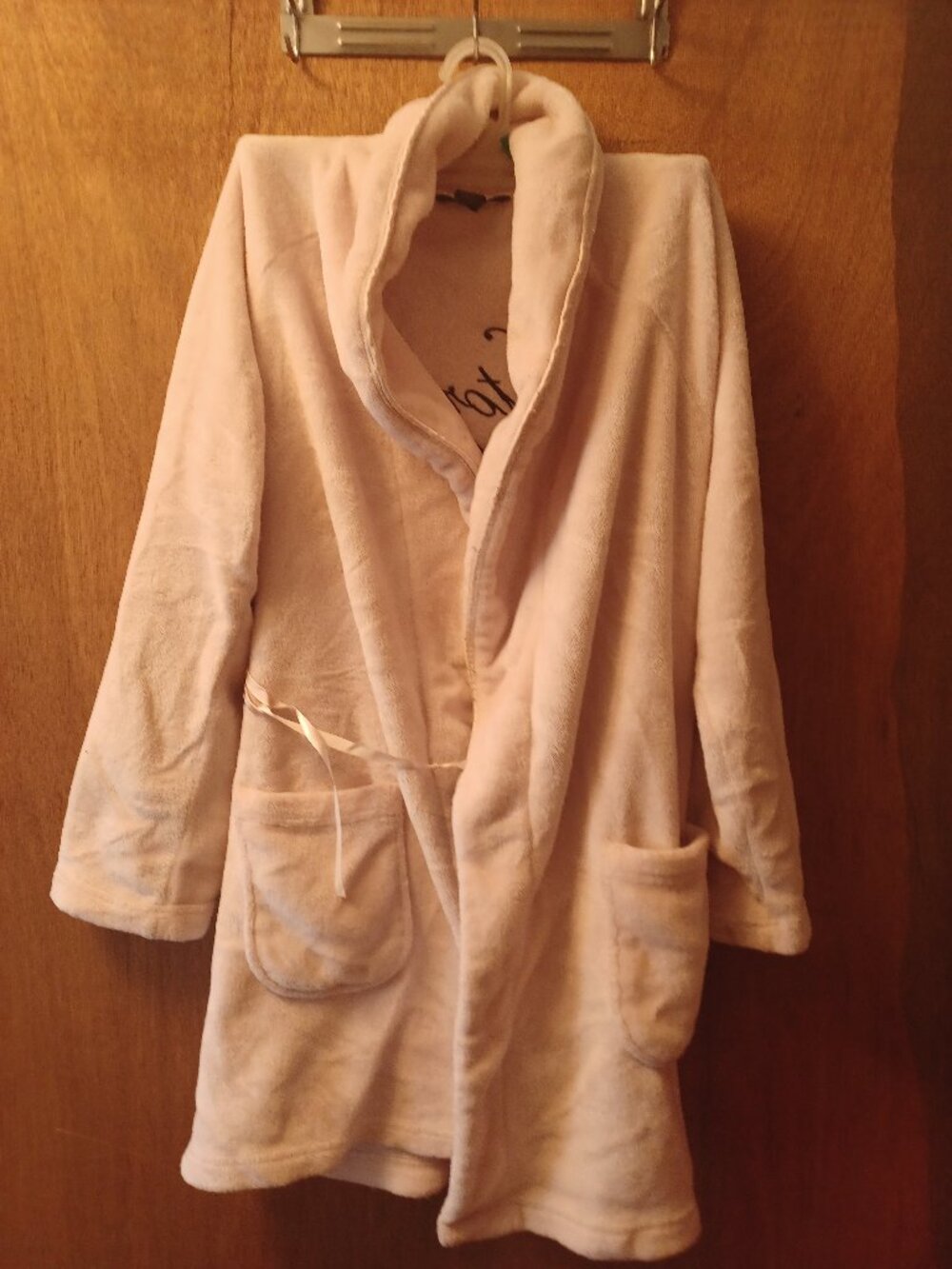 Victoria's Secret Woman's Robe Pink Pockets Long Sleeves